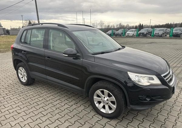 Volkswagen Tiguan cena 32900 przebieg: 283000, rok produkcji 2009 z Płoty małe 154